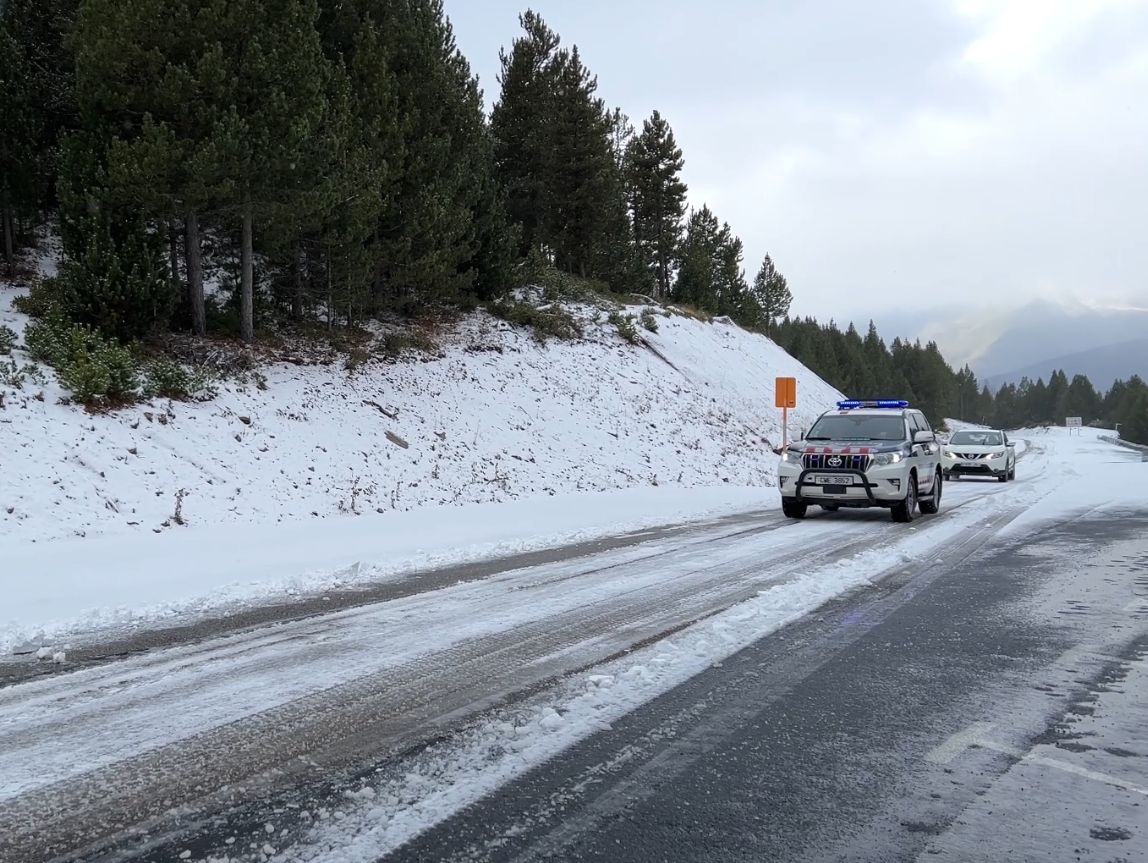 Alerta Ventcat Rachas Que Pueden Superar Los Km H Y Nevadas En El