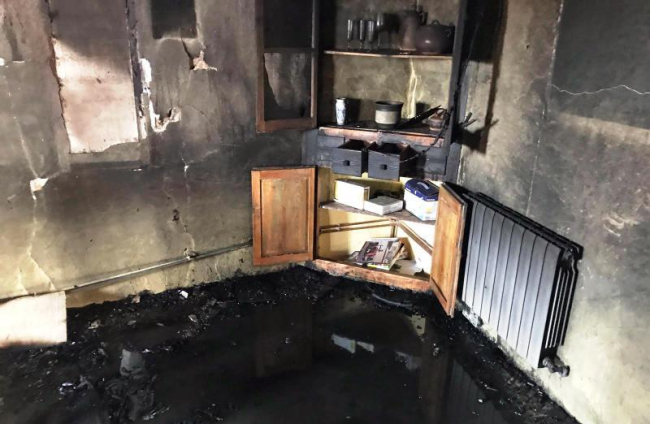 Imatge del menjador on es va originar l’incendi.