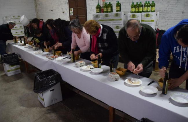 L’Espluga Calba reunió numeroso publico en la Fira Oleo-Textil.