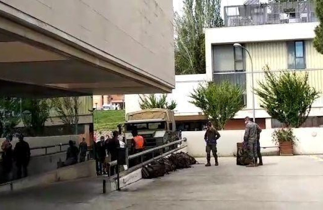 L'exèrcit arriba a la residència Sant Josep de Lleida per desinfectar les instal·lacions