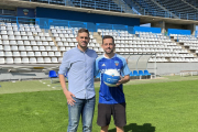 Antonio Romero, al costat del director esportiu, Raúl Fuster.