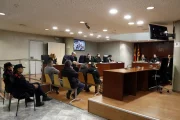 Els cinc acusats ahir en la segona i última sessió del judici celebrat a l’Audiència de Lleida. - ROGER SEGURA/ACN