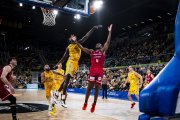 Caleb Agada, en una acción del juego ante el Gran Canaria.