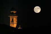 Imágenes de la luna llena del 14 de noviembre del 2016. La mayor y brillante que se verá en casi un siglo.