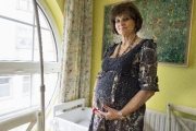 Lina Álvarez, la dona gallega que donarà a llum el seu tercer fill, una nena, amb 62 anys.