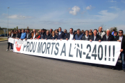 Un centenar de persones van tallar ahir l’N-240 a l’altura de Margalef per reclamar a Foment que millori la seguretat d’aquesta via.