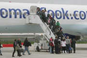 Imagen de archivo de uno de los vuelos de invierno de Neilson en el aeropuerto de Alguaire.