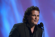 Carlos Vives, premiado con Shakira.