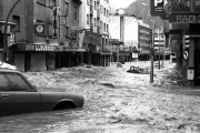 La mayoría de muertes se registraron en Andorra, donde la avenida Meritxell era un río desbocado.