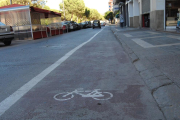 Mollerussa cuenta con un carril bici en la avenida del Canal. 