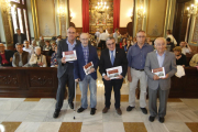 Vidal Vidal, Frederic Vilà, el alcalde Àngel Ros, Xavier Goñi y Lluís Pagès, ayer en la Paeria.