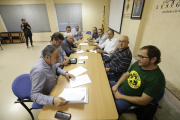 La reunión celebrada ayer en el consell de Les Garrigues.