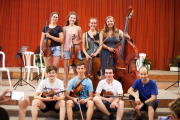 Un ensayo con parte de los integrantes de la nueva Orquestra de Cambra de la Catalunya Interior.