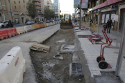 Estado actual de las obras del carril bici de avenida Catalunya. 