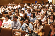 MIR  -  Lleida dispone este año de un total de 55 plazas para los Médicos Internos Residentes (MIR). El Colegio de Médicos de Lleida lamenta que muchos de ellos opten por irse de la provincia “después de haber invertido económicamente y huma ...