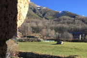 Colas de visitantes para ver el Románico de la Vall de Boí. 