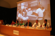 Un momento de la presentación del proyecto de colaboración entre el hospital leridano y el Centre d’Art la Panera, ayer en el Arnau. 