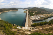 El pantano de Rialb desde el mirador de la presa.