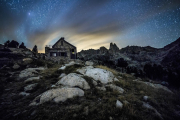 Imatge del cel nocturn del Parc Nacional d’Aigüestortes.