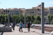 Poner toldos en la pasarela del Liceu Escolar fue uno de los proyectos ganadores del 2017.