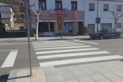 El paso de zebra de Vilaller donde se instalará el semáforo.