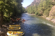 Imagen de una bajada de rafting ayer en el Noguera Pallaresa.