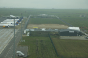 Movimientos de tierras en enero para futuros hangares en el recinto del aeropuerto de Alguaire.