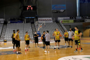 Els jugadors del Pardinyes van iniciar la pretemporada al Barris Nord amb la primera sessió d’entrenament.