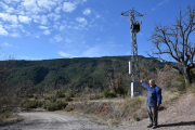 Una de les torres de la línia elèctrica inacabada.