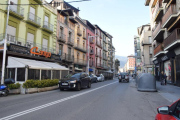 Un dels carrers comercials de la Seu d’Urgell.