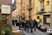 El mercat dels Encants dels Canonges ha reprès l’activitat.