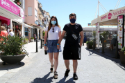 Maria y Oriol  -  Maria Echevarria y Oriol Nadal, de Lleida y Alcarràs, pasaron el fin de semana en Cambrils, preveían volver ayer a casa porque “con cuatro horas” de margen “es muy precipitado”.