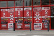 Una tienda de electrodomésticos cerrada. La mayoría de las de la capital ofrecen asesoramiento. 