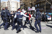 L’acte institucional unitari de Lleida es va celebrar a la plaça 8 de Març.