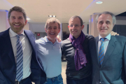 Rosell y Besolí, junto a los abogados Andrés Maluenda y Pau Molins, celebran ayer las absoluciones.