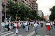 Concentració ahir a la Zona Alta contra l’ordre de confinament de la Generalitat.