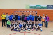 Les jugadores del juvenil de l’Associació i de les Franqueses, al partit de la primera volta.