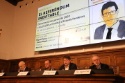 Simeó Miquel, Miquel Pueyo, Carles Mundó y Juan Cal, ayer en el IEI.