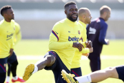 Samuel Umtiti durante la sesión de entrenamiento del Barça.