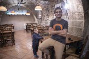 A la imatge, Sergi Ortiz, el xef del restaurant L'Antic Forn