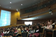 Asistentes ayer al congreso de jóvenes científicos.