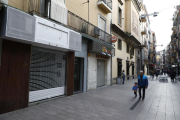 La calle del Carme y el tramo final de Sant Antoni son dos de las vías del Eix con más locales vacíos. 