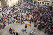 Más de 2.000 vecinos de Tàrrega participaron en la manifestación de ayer.
