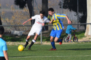 Una acció d’un partit de la passada temporada del Sudanell, un dels clubs que han firmat.