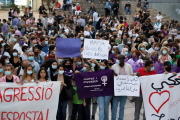 Una movilización en la plaza Sant Joan de Lleida en apoyo a la menor agredida sexualmente en Rosselló