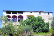 Masia la Garriga a Matamargó, al municipis de Pinós.