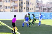 Un jugador del Alcarràs y varios del Cervera pugnan por el balón en una de las jugadas que tuvo lugar ayer en la victoria del conjunto azul.