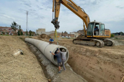 Los primeros metros del nuevo colector en la zona de l’Era del Comte en Almacelles. 