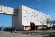 El edificio polivalente anexo al Hospital Universitario Arnau de Vilanova de Lleida.