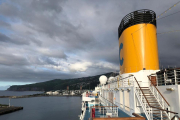 Vista de la isla Reunión desde el crucero Costa Deliciosa, con siete leridanos a bordo. 